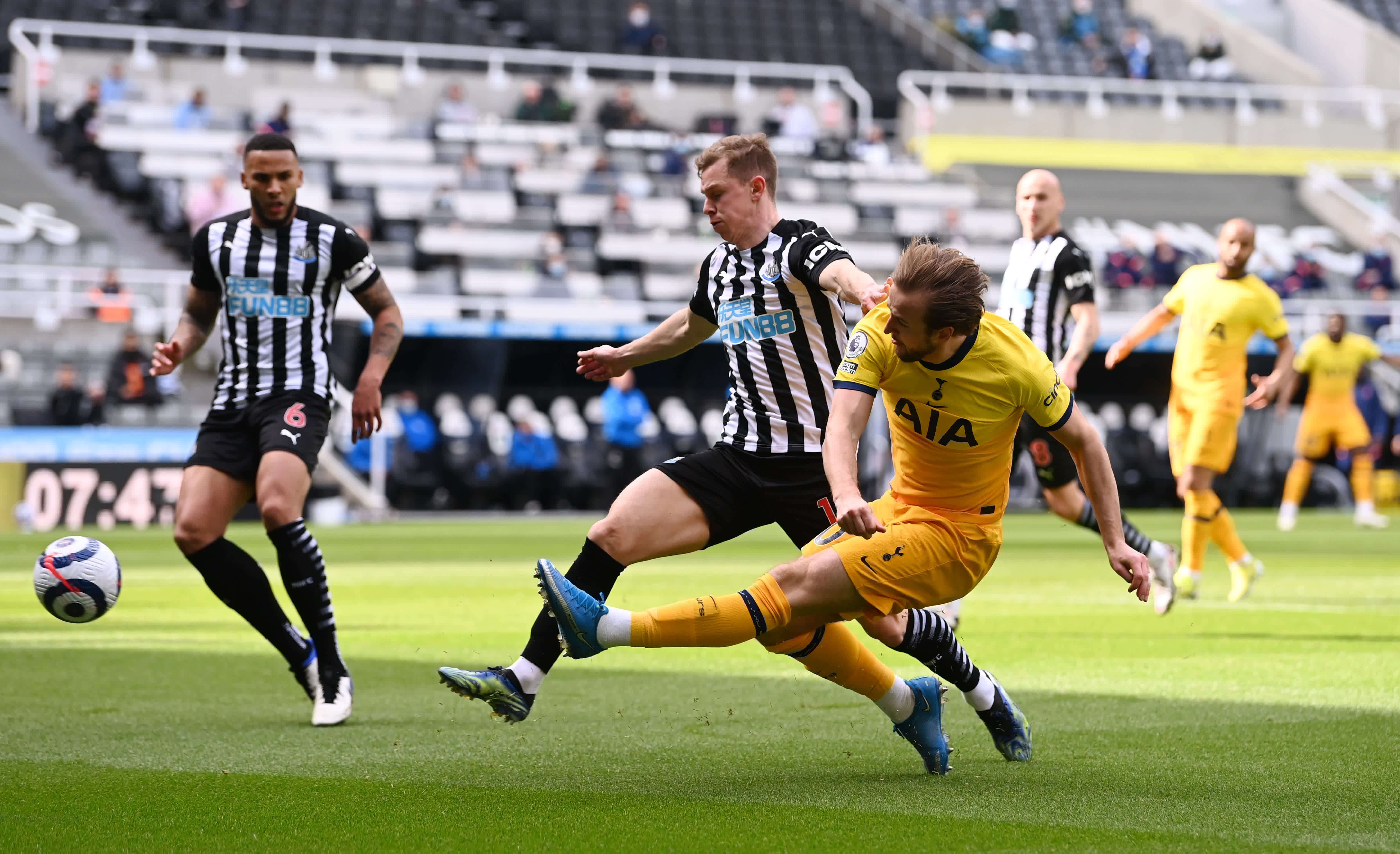 她不断调整 她不断调整