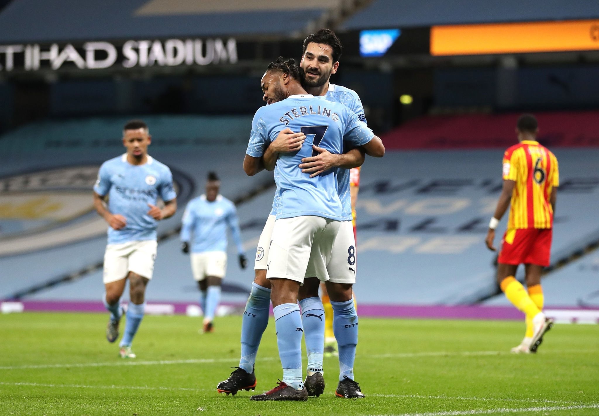 级赞助商 级赞助商